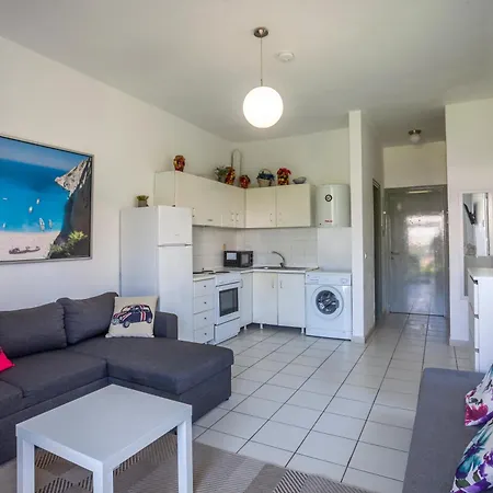 Akrotiri Apartman Pefkohóri